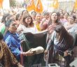 Shivsena's women workers become aggressive against Sanjay Raut