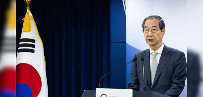 Political crisis deepens in South Korea