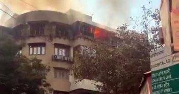 Fire breaks out in a five-storey building in Marine Lines